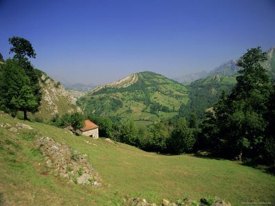 Sierra Dobros, Picos De Europa Mountains, (Green Spain), Asturias, Spain