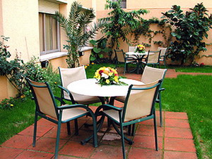 Aparthotel Silver, Barcelona, Spain - click for larger image