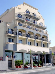 Bella Vista Hotel - 3 star seaside hotel in Qawra, Malta.