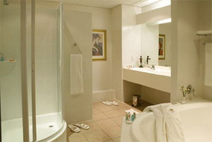 Junior Suite Bathroom