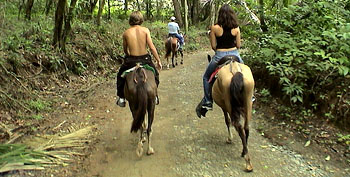 Horse riding in Costa Rica