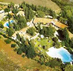 El Cortijo de Los Caballos