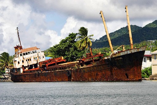 Shipwreck in Dominica