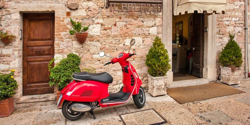 Vespa tours in Italy