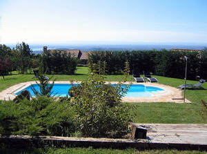 La Sayuela Casa Rural Bed and Breakfast, Candeleda, Avila, Spain