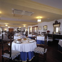 Dining / Comedor
