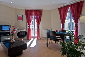 Apodaca Apartments, 1 & 2 bedroom apartments, Madrid, Spain - click for larger image