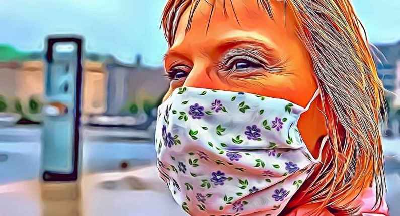 Masks required in the street and in shops