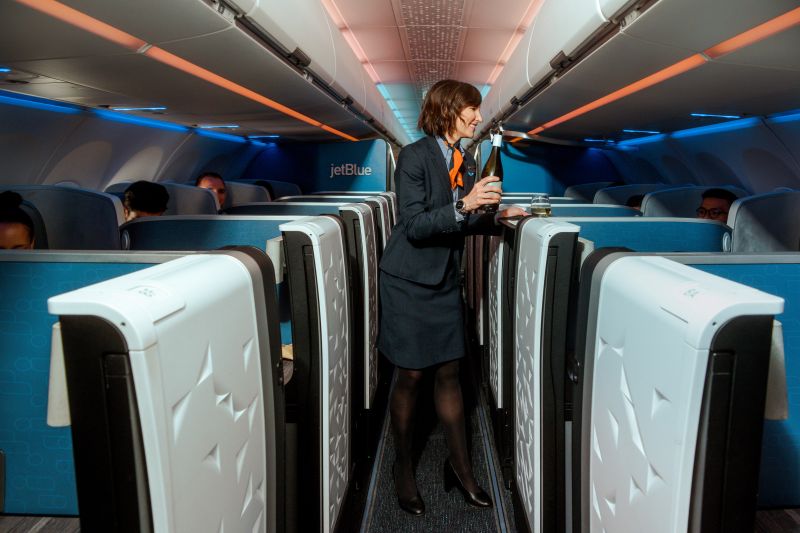 Jetblue offers new snacks and menus for its summer lineup