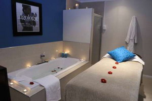 The Oceana Self-Catering Suites and Spa in Camps Bay - click for a larger version