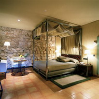 Room / Habitacin