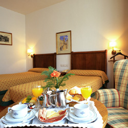 Room / habitacion