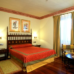 Room / Habitacion