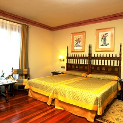 Room / Habitacion
