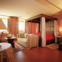 Room / Habitacin
