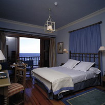 Room - habitacion