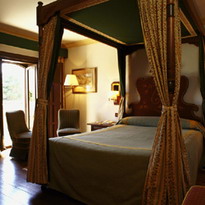 Room / Habitacin