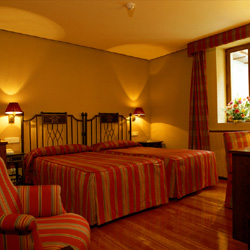 Room / Habitacin