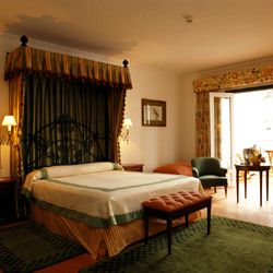 Room / habitacion