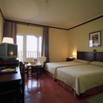 Room / Habitacin