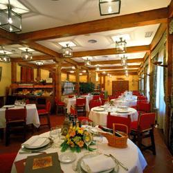 Dining / Restaurante