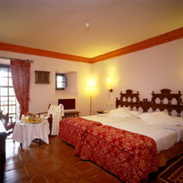 Room / Habitacin