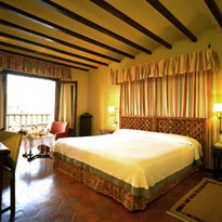 Room / Habitacin