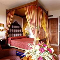 Room / habitacion